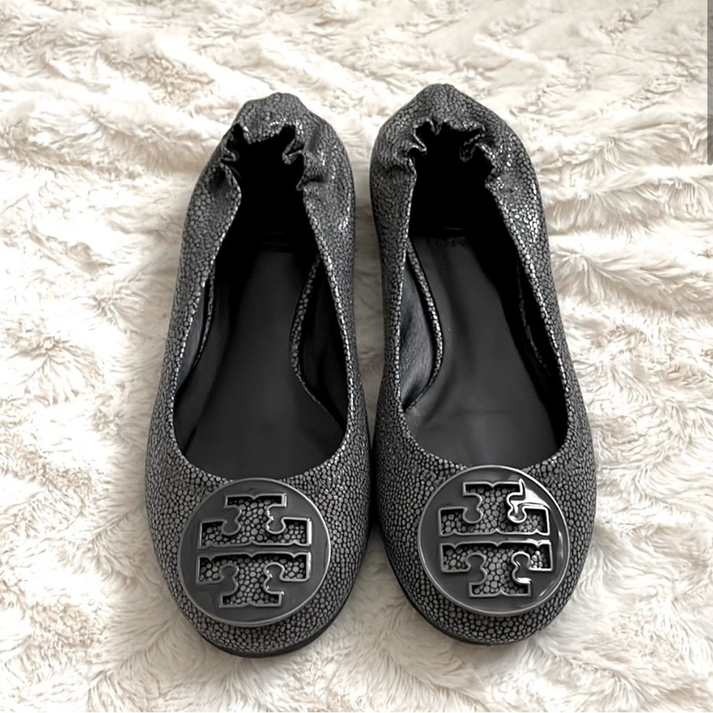 Tory Burch Reva leather ballet flats - limited edition grey